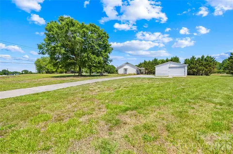 Exterior - 4800 Morgan Mill Rd, Monroe, NC 28110 photo 2 of 2