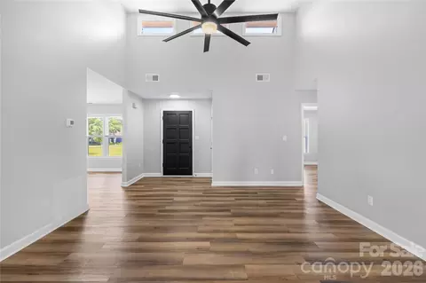 Living - 4800 Morgan Mill Rd, Monroe, NC 28110 photo 3 of 4