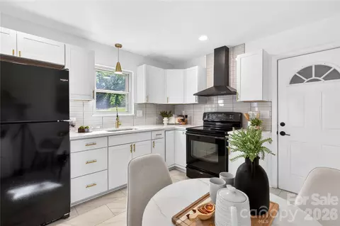 108 North St, Salisbury, NC 28147
