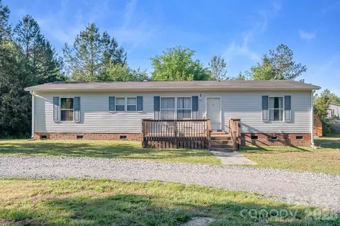 728 Preston Brooks Dr, Catawba, SC 29704