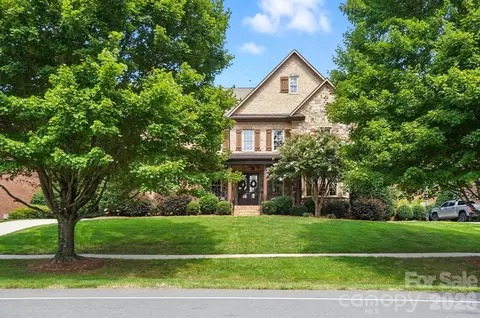 13056 Long Common Pkwy, Huntersville, NC 28078