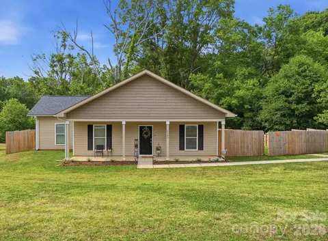 2507 Leroy Ave, Gastonia, NC 28054