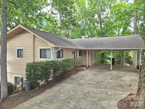 17701 Burnt Hickory L93a Dr #L93A, Charlotte, NC 28278