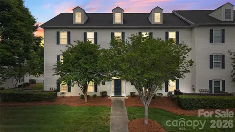3839 Carl Parmer Dr, Harrisburg, NC 28075