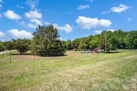 Exterior - 359 Rash Rd, Olin, NC 28660 photo 3 of 4