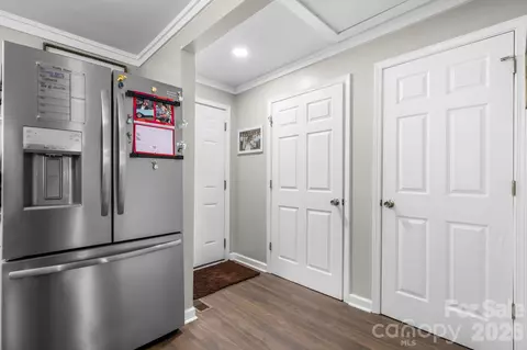 Entry Way - 3941 Springs Rd, Conover, NC 28613 photo 1 of 3