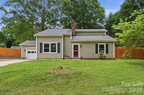 2998 Chestnut Rd, Lincolnton, NC 28092