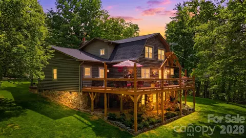 3497 Blue Creek Rd, Lenoir, NC 28645