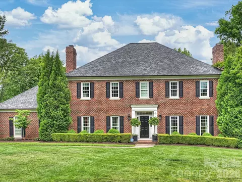4017 Moorland Dr, Charlotte, NC 28226
