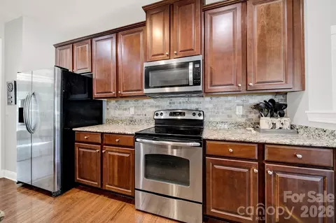 Kitchen - 16416 Leavitt Ln, Davidson, NC 28036 photo 2 of 3