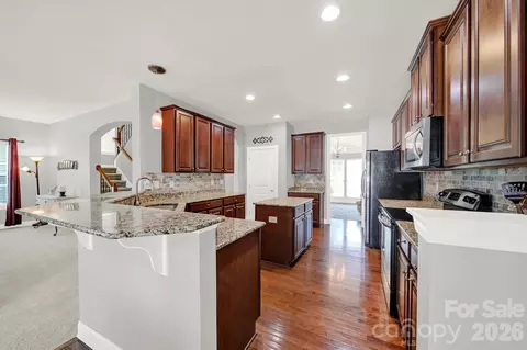 Kitchen - 16416 Leavitt Ln, Davidson, NC 28036 photo 3 of 3
