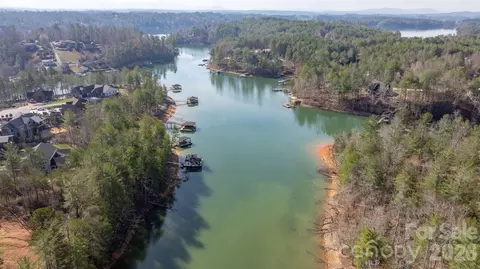 3030 Channel View Cv, Morganton, NC 28655