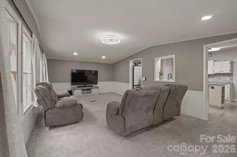 Living - 1855 Burris Rd, Conover, NC 28613 photo 1 of 4