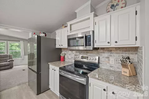 Kitchen - 1855 Burris Rd, Conover, NC 28613 photo 5 of 5
