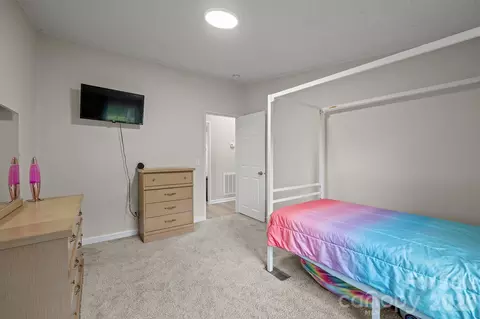 Bedroom - 1855 Burris Rd, Conover, NC 28613 photo 8 of 8