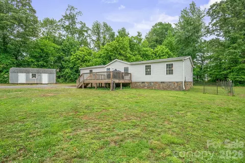 Exterior - 1855 Burris Rd, Conover, NC 28613 photo 4 of 4