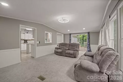Living - 1855 Burris Rd, Conover, NC 28613 photo 2 of 4