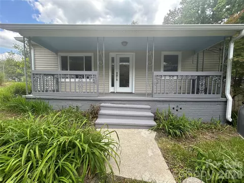12 Penley Ave, Asheville, NC 28804