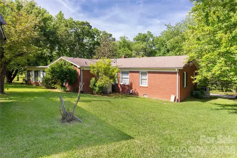 Exterior - 503 N Jackson Rd, Lancaster, SC 29720 photo 2 of 6
