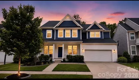 1074 Weir Ct, Fort Mill, SC 29708