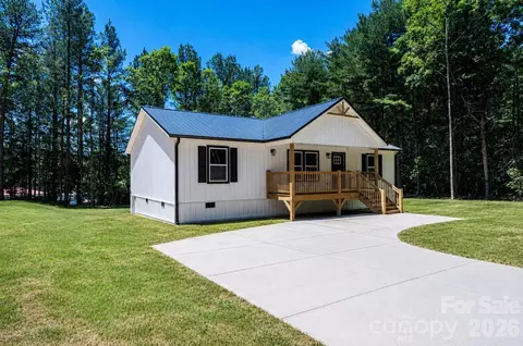 2918 Ivory Pl, Granite Falls, NC 28630