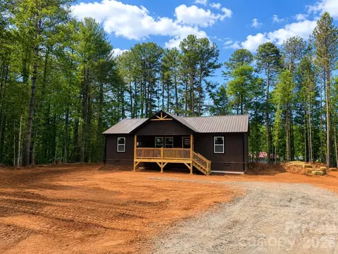 2914 Ivory Pl, Granite Falls, NC 28630