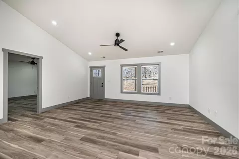 Living - 2020 Bailey Dr, Hickory, NC 28601 photo 1 of 4