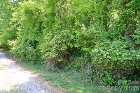 7 Hallaran Pt 3 Dr #PT 3, Marshall, NC 28753