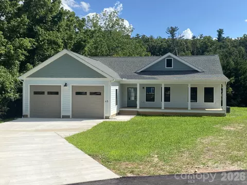 45 Gash Cove Rd, Hendersonville, NC 28791