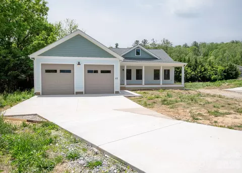 45 Gash Cove Rd, Hendersonville, NC 28791