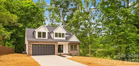 55 Elizabeth St, China Grove, NC 28023