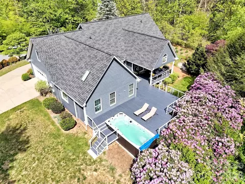 Exterior - 88 Adams Dr, Clyde, NC 28721 photo 6 of 11