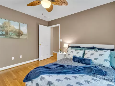 Bedroom - 88 Adams Dr, Clyde, NC 28721 photo 4 of 7