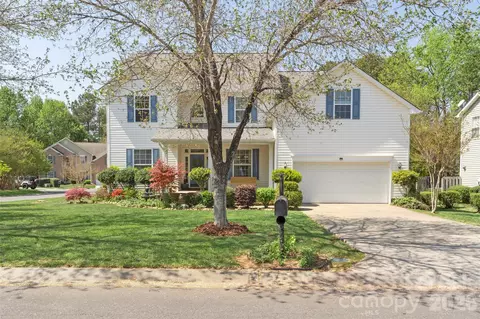 14926 Bridle Trace Ln, Pineville, NC 28134