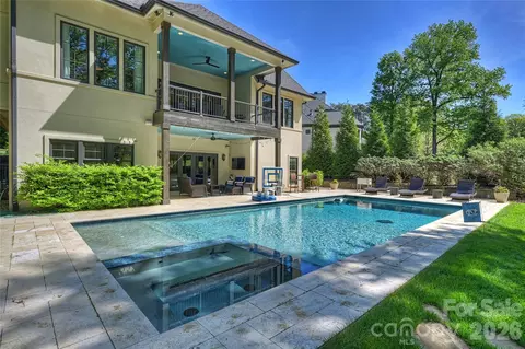 Exterior - 18300 Scotscraig Ln, Cornelius, NC 28031 photo 6 of 8