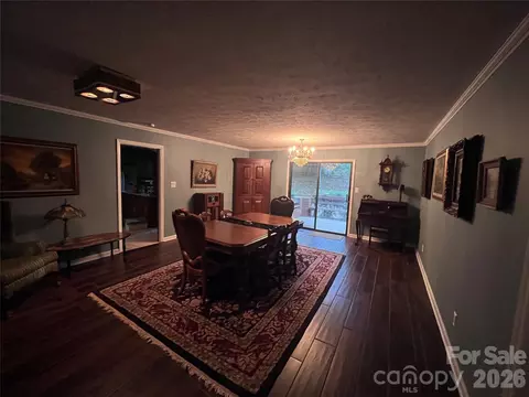 Dining - 231 Davis Dr, Morganton, NC 28655 photo 1 of 3