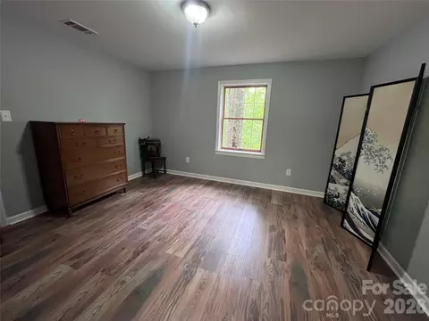 Bedroom - 231 Davis Dr, Morganton, NC 28655 photo 6 of 7