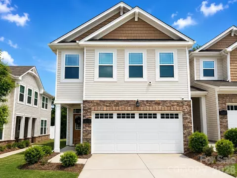 12035 Gambrell Dr, Charlotte, NC 28278