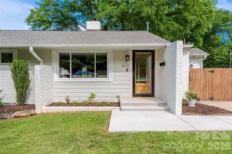 4601 General Pershing Dr, Charlotte, NC 28209