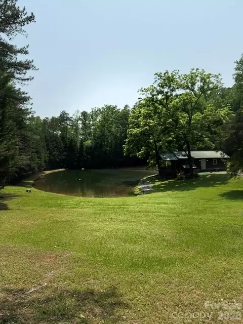 Exterior - 650 Smith Waldrop Rd, Columbus, NC 28722 photo 2 of 6