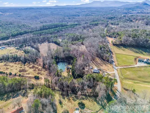 View/Area - 650 Smith Waldrop Rd, Columbus, NC 28722 photo 3 of 4