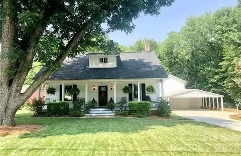201 Main St, Matthews, NC 28105
