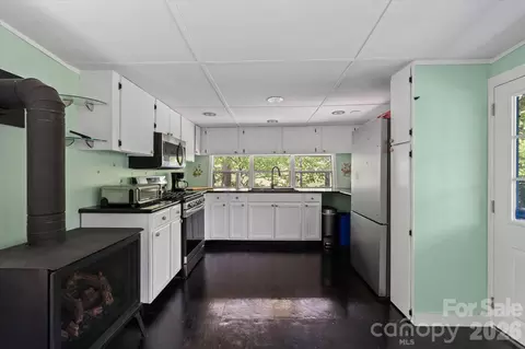 Kitchen - 72 Amos Creek Rd, Marshall, NC 28753 photo 1 of 3