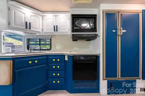 Kitchen - 72 Amos Creek Rd, Marshall, NC 28753 photo 3 of 3