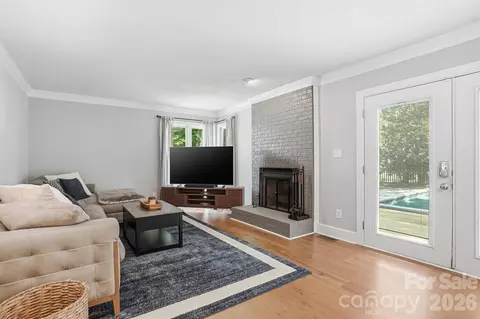 Living - 3025 Abingdon Ave, Monroe, NC 28110 photo 2 of 3
