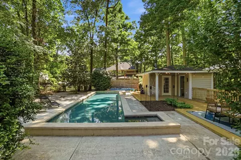 Exterior - 3025 Abingdon Ave, Monroe, NC 28110 photo 5 of 13