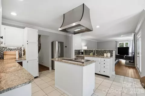Kitchen - 3025 Abingdon Ave, Monroe, NC 28110 photo 2 of 3