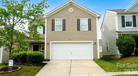 714 Lumber Ln, Charlotte, NC 28214