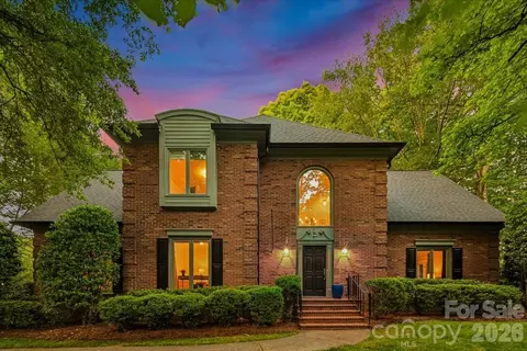 5631 Colony Rd, Charlotte, NC 28226
