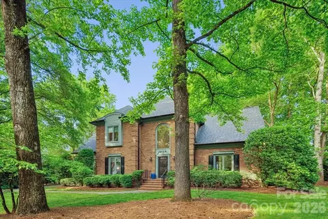 5631 Colony Rd, Charlotte, NC 28226